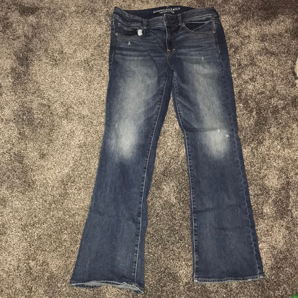 Like New American Eagle Kick Boot Jeans